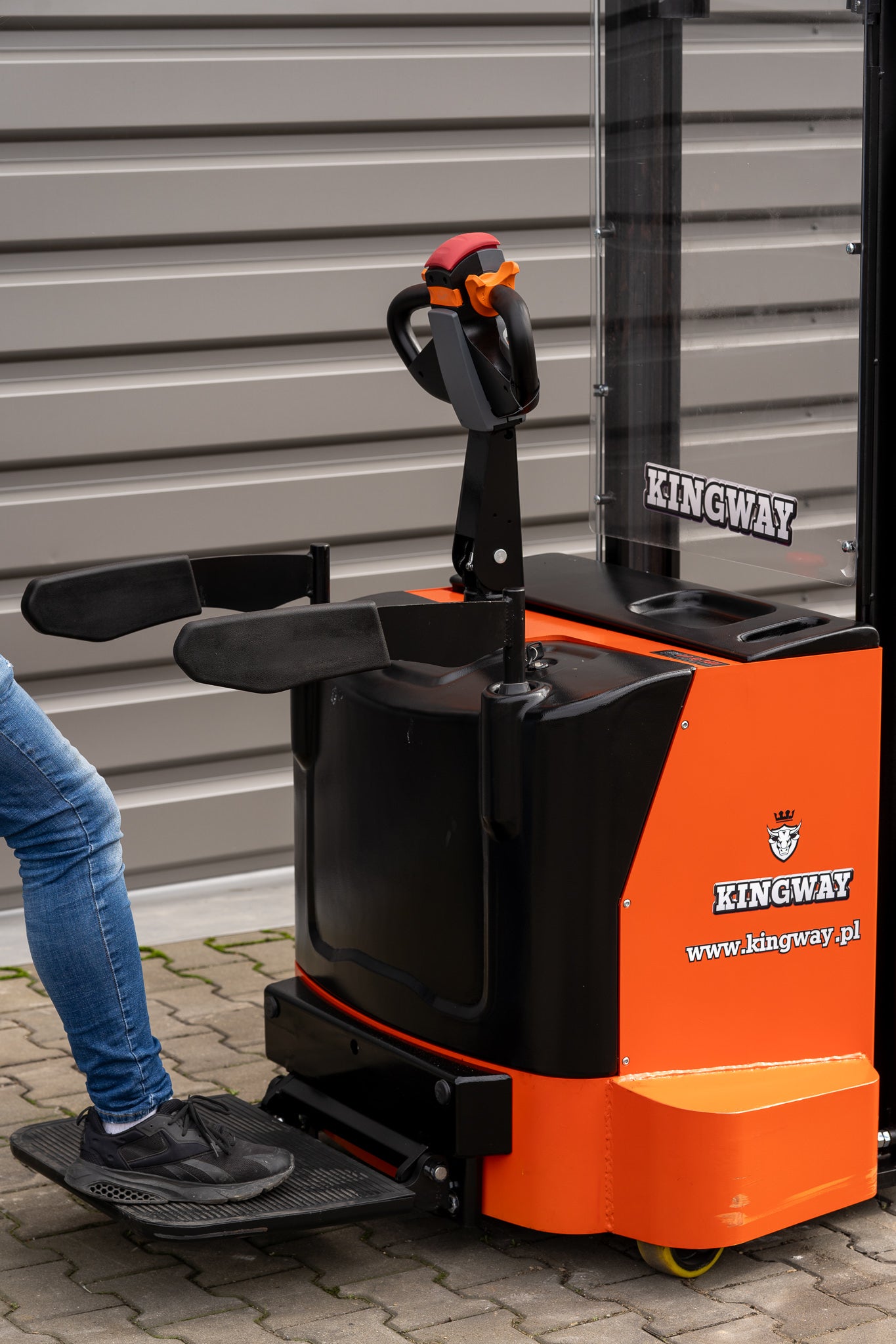 STACKER CL 1650P