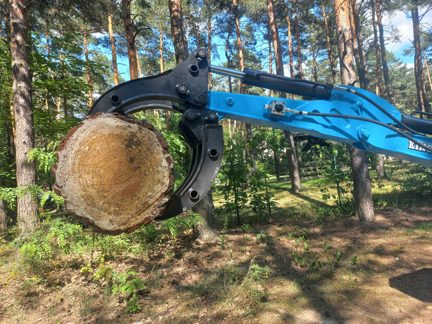 HOLZGREIFER